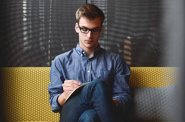 Comment rédiger une lettre de motivation efficace pour un poste d’agent d’entretien débutant ?